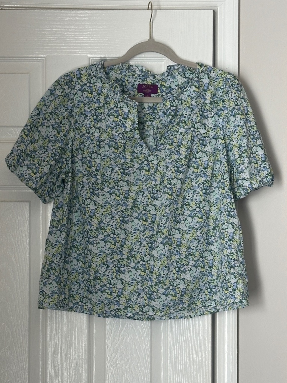 J. Crew Ruffle-trim short-sleeve top in Liberty® Thorpe Hill fabric Size Large